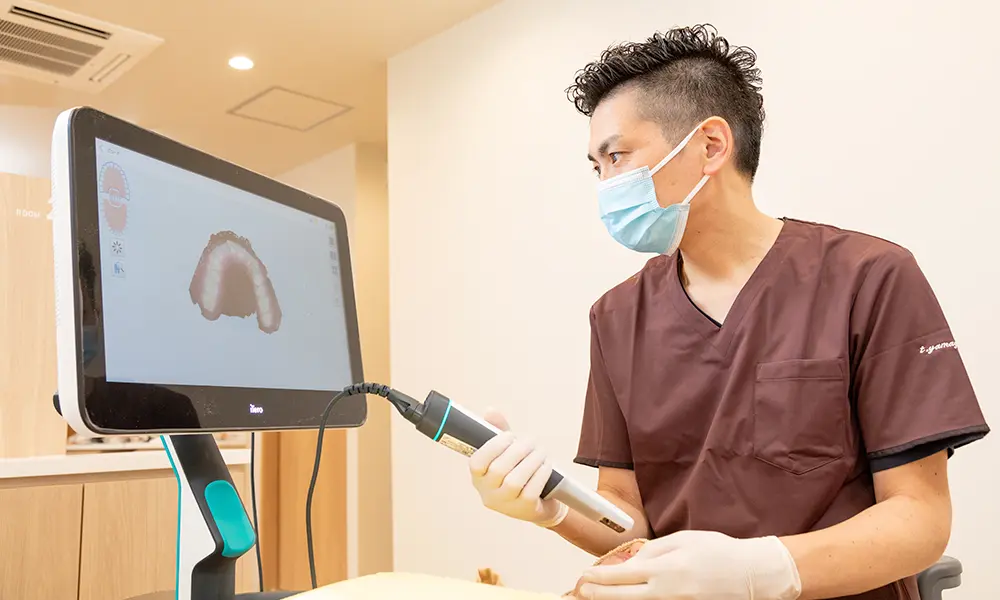 口腔内スキャナー